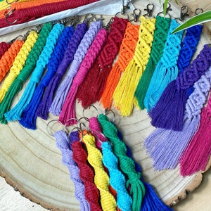 Big Macrame DIY Kit 27 keychains and 3 different patterns image 5