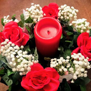 Valentine&#39;s Centerpiece Wreath