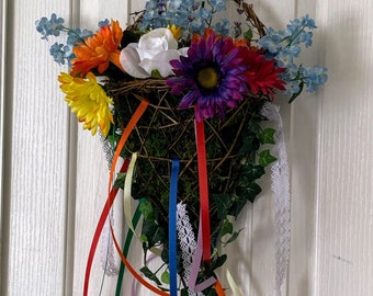 Beltane Basket Wreath Multicolor