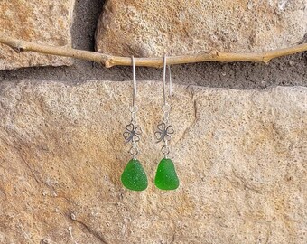 Genuine Emerald Green Seaglass & Sterling Silver Four Leaf Clover Earrings/Irish Seaglass Earrings/Seaglass Jewelry/Kelly Green Seaglass