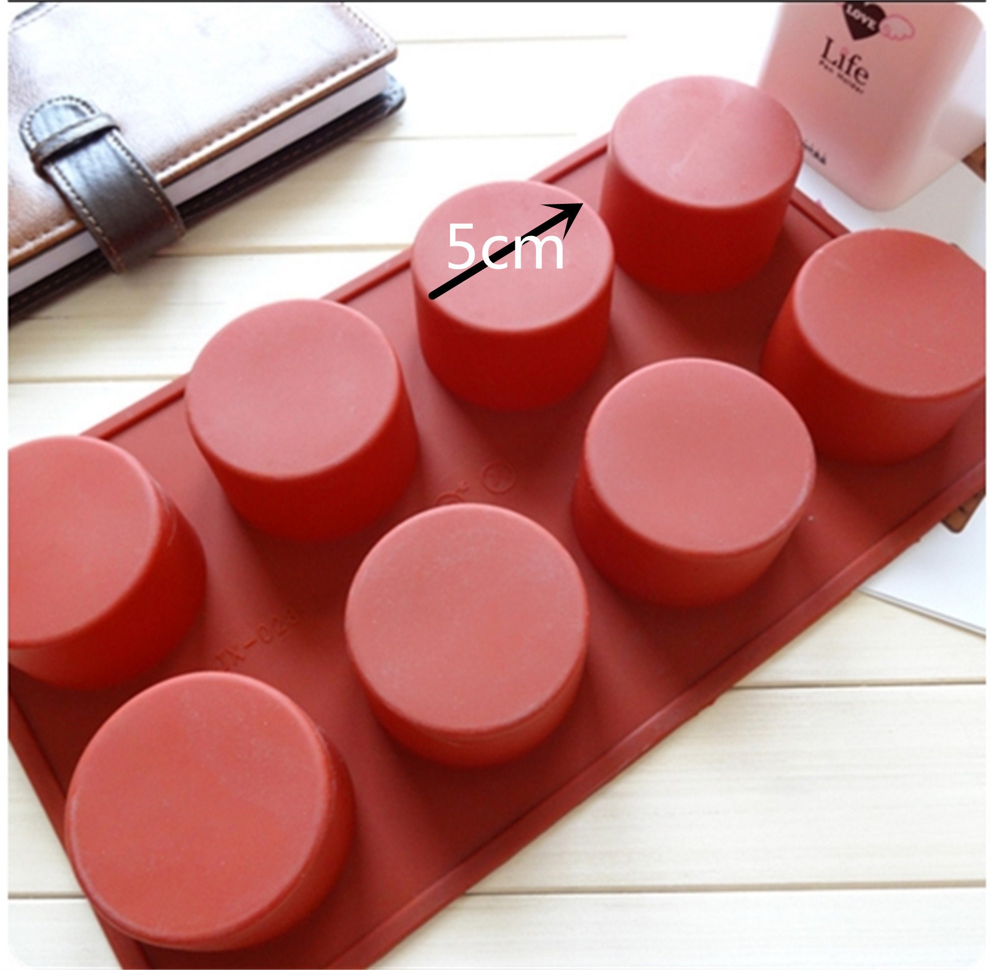 R.E.D. Silicone Cylindrical Mold - COLOR NATURAL