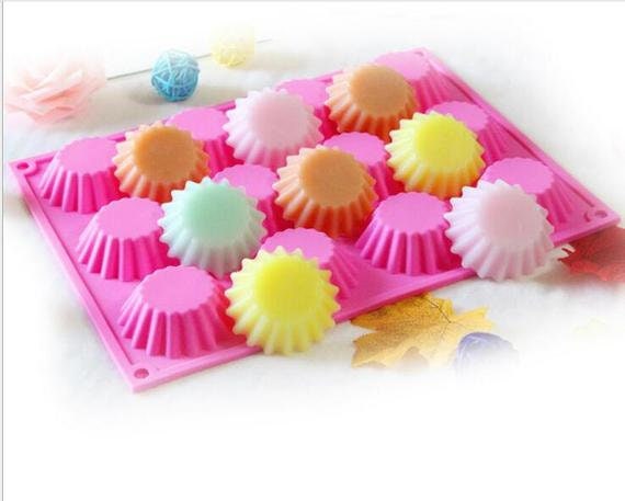 12-Egg Tart Cake Mold Cookie Mould Flexible Silicone Soap Mold Chocolate Mould