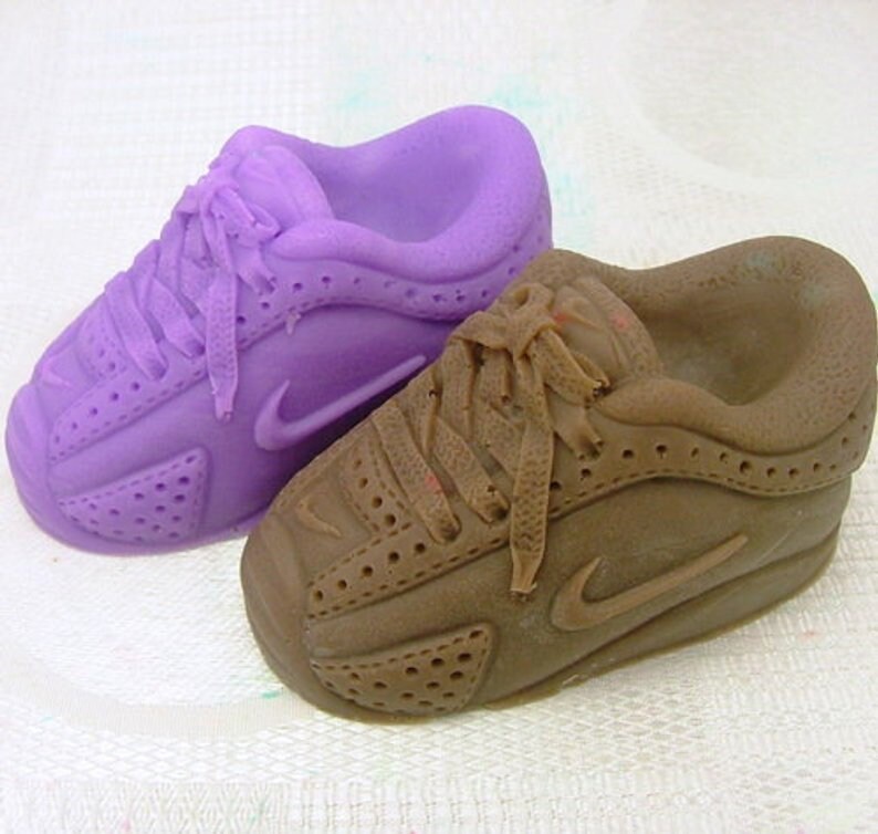 moldy nike shoes