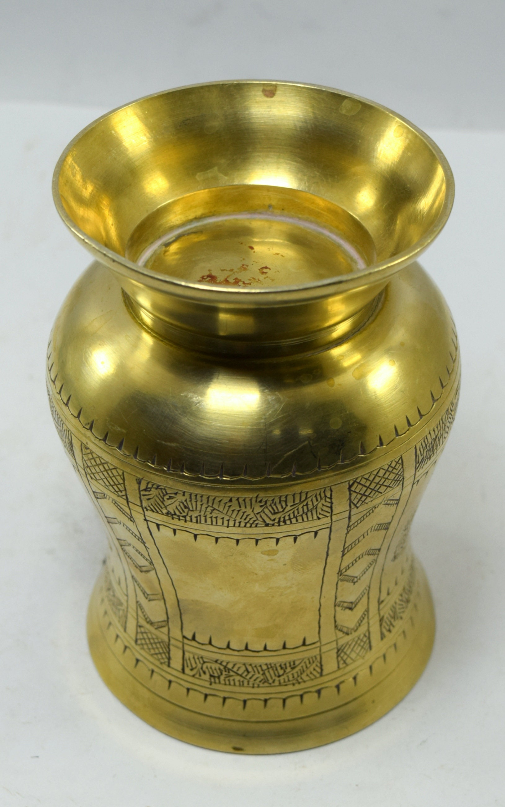 Collectible Kitchen Utility Brass Tumbler Vintage Indian Brass Water / Milk  Drinking Glass Traditional Brass Home Decorative Glass G66-903 