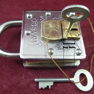 Indian Tricky Strong Durable Padlock Magic Secret Lock With Hidden key hole Heavy Iron Padlock Security Padlock 3 Keys Padlock i42-72 image 3