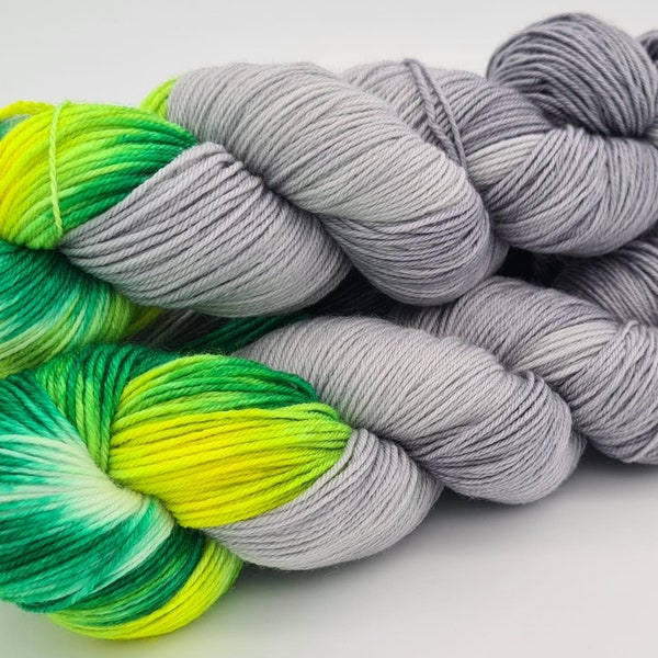 Sock Yarn/Soxx Hand Dyed - Gray Eminence/Color 4