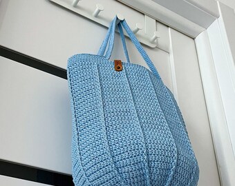 Crochet casual blue tote bag. Reusable grocery bag