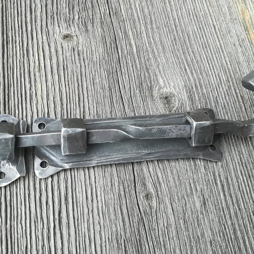 Verrou de porte en fer de forgeron « Nail » avec plaque de gardien / fait main