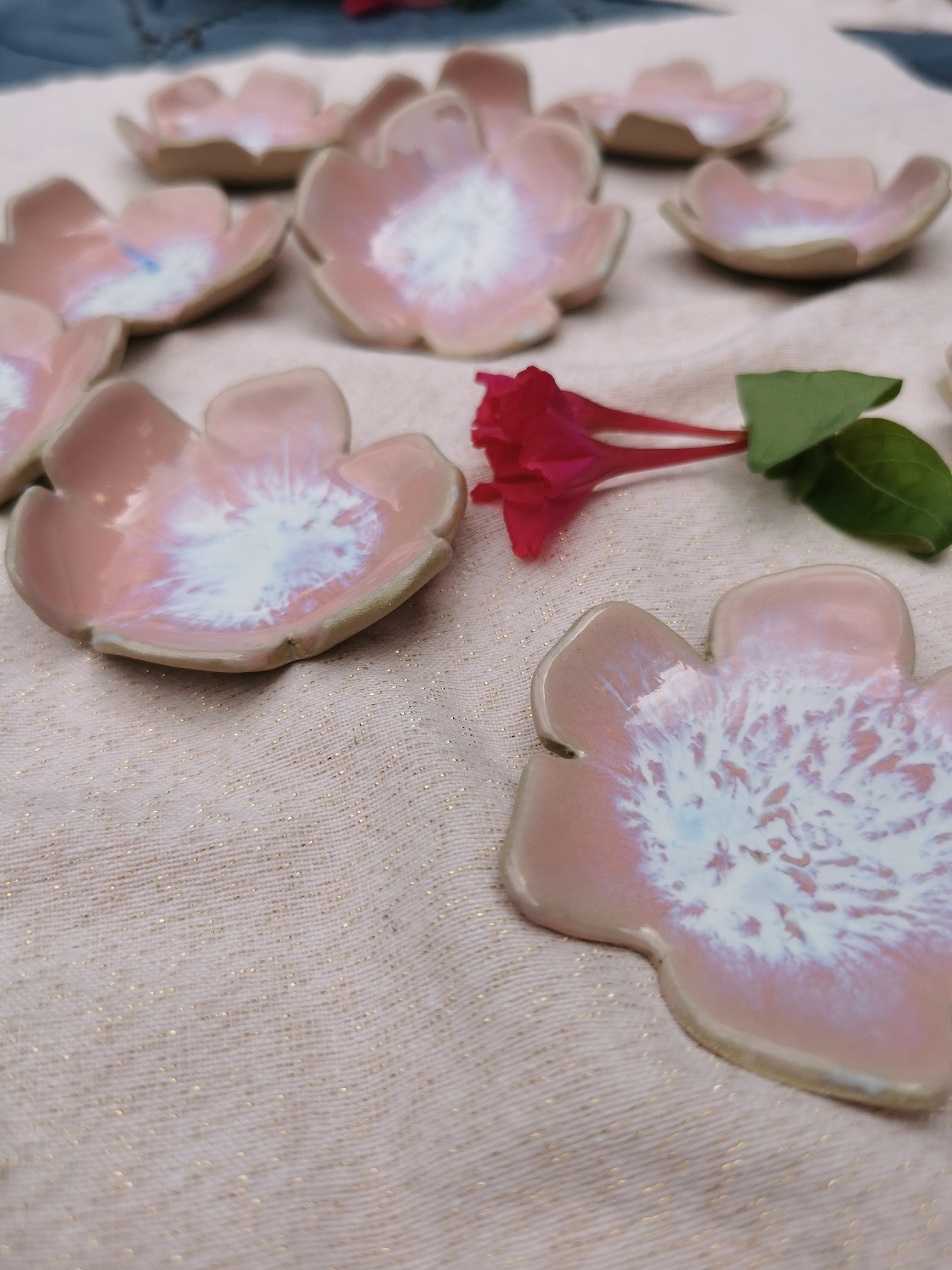 Petite Coupelle Fleur en Céramique