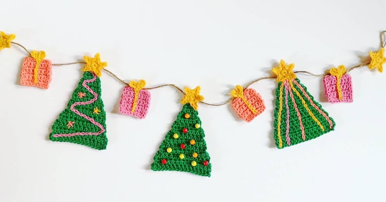 Christmas Tree and Presents Garland Crochet Pattern PDF digital download written in English with UK crochet terms image 1