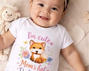 Soy lindo, mamá es sexy, papá tiene suerte, camiseta de bebé, body, camiseta divertida, regalo para baby shower, día de la madre, día del padre, primera camiseta de bebé, bienvenido a casa, bebé