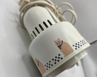 Vintage 1980-tals Mobilite Country Gallery Kattklämma Lampa Kitty Schackrutigt Retroverk