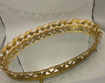 Hollywood Regency Guldfärgad Filigranspegel Sminkbricka Oval Blommig Parfym 14 tum