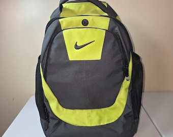 Y2K Nike rollende rugzak zwarte neongele schoolreistas met swoosh op wielen