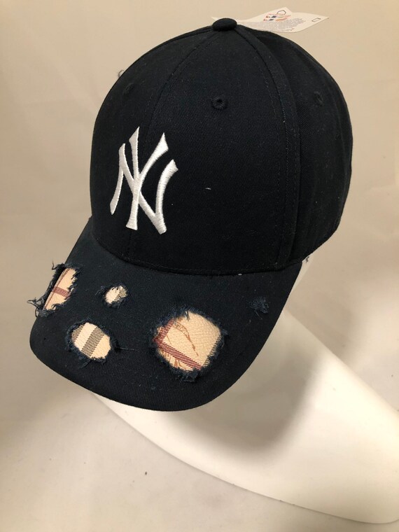 distressed yankees hat