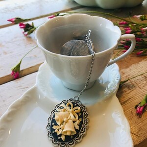 Tea Infuser - Mesh Stainless Ball - Cameo (Birthday, Mother's Day Gifts)