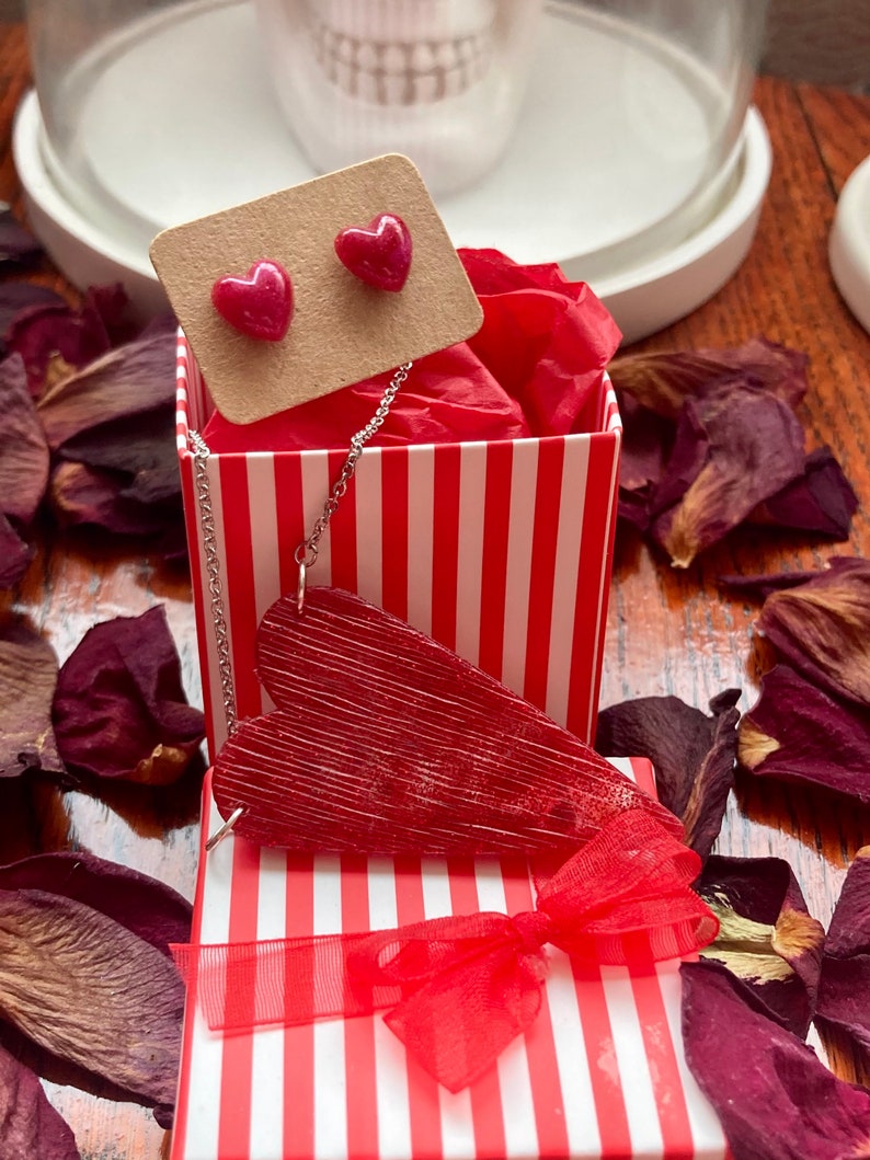 Red Valentines heart earrings and necklace set