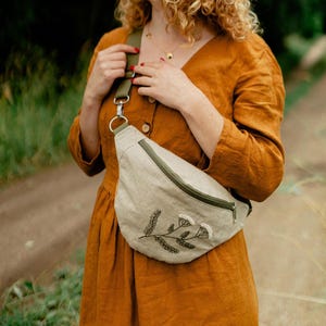 Riñonera de lino con estampado de hierbas, bolso cruzado bordado, bolso de cadera con motivo de pradera