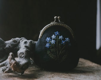 Linen purse hand embroidered, blue flowers forget-me-nots motifs, black vintage clutch