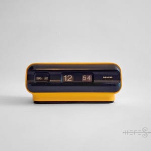 Reloj de sobremesa Siemens Iconic Flip de los años 70, estilo era espacial, color naranja, tipo MU 2600.