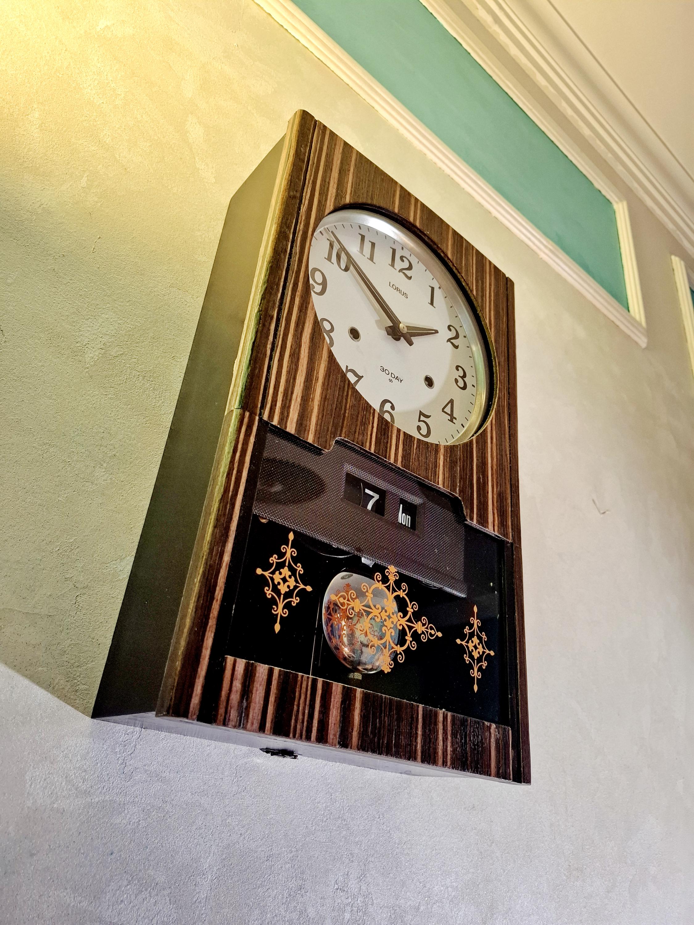Lorus Seiko 30 Day & Date Wood Veneer Mechanical Gong Japanese
