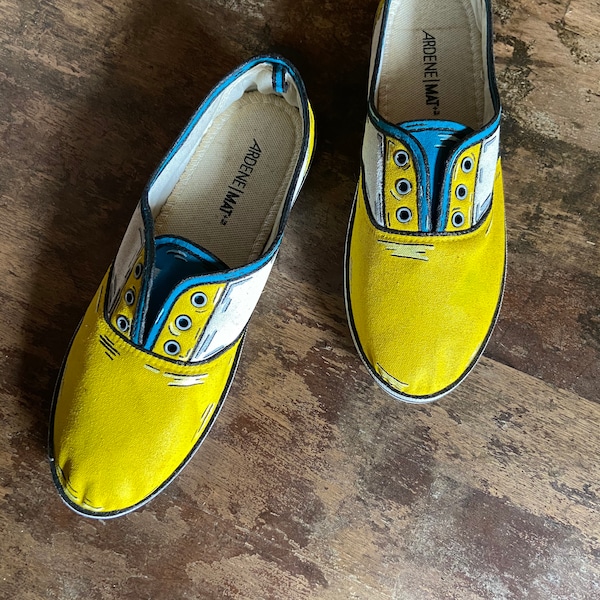 hand-painted cartoon shoes