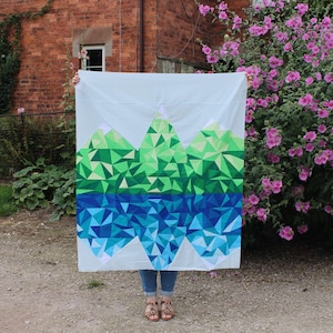 Mountain Reflections Quilt | Digital Pattern