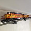 O Scale Wall Mount Room Kit for Train Track