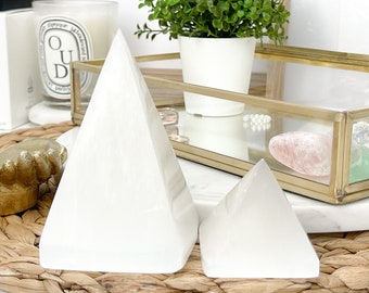 Selenite Pyramids: Crystal Healing, Mediation and Energy Recharging