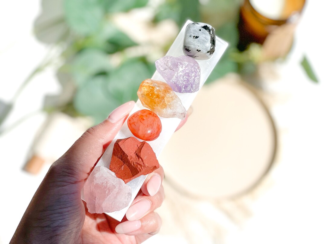 Cancer Zodiac Crystal Set: Healing Stones With Selenite Plate - Etsy