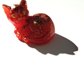 Red Glitter Resin Cat Figurine - 2x2 Inches