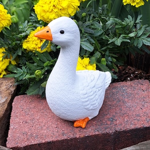White Concrete Goose Statue Farmhouse Garden Bird Decor