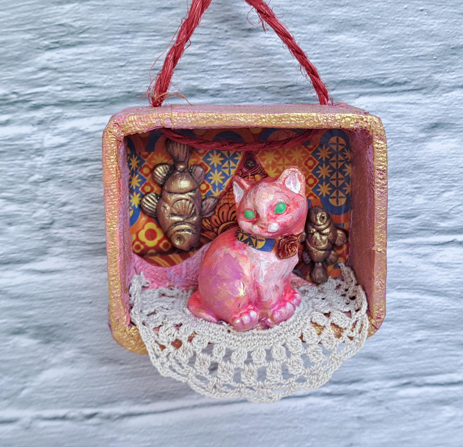 Scatola per ombretti per gatti di San Valentino fatta a mano art