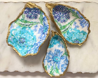 Oyster Shell Decor- Handmade Ring Dish, Bridesmaid Gifts, Engagement Ring Holder, Wedding Gift, Unique Gift, Hostess Gift, Turquoise