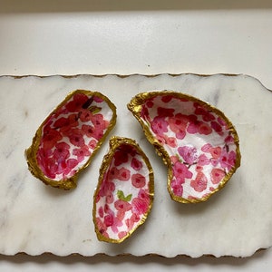 Cherry Blossom Oyster Shell Decor- Handmade Ring Dish, Bridesmaid Gifts, Engagement Ring Holder, Wedding Gift, Unique Hostess Gift