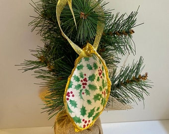 Oyster Shell Holiday Christmas Ornament-Holly Print