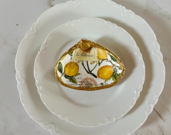 SET OF 4 Lemon Decoupage Clamshell Place Setting