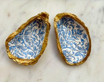 Portugal Tile Blue Oyster Shell Decor- Handmade Ring Dish, Bridesmaid Gifts, Engagement Ring Holder, Wedding Gift, Unique Hostess Gift