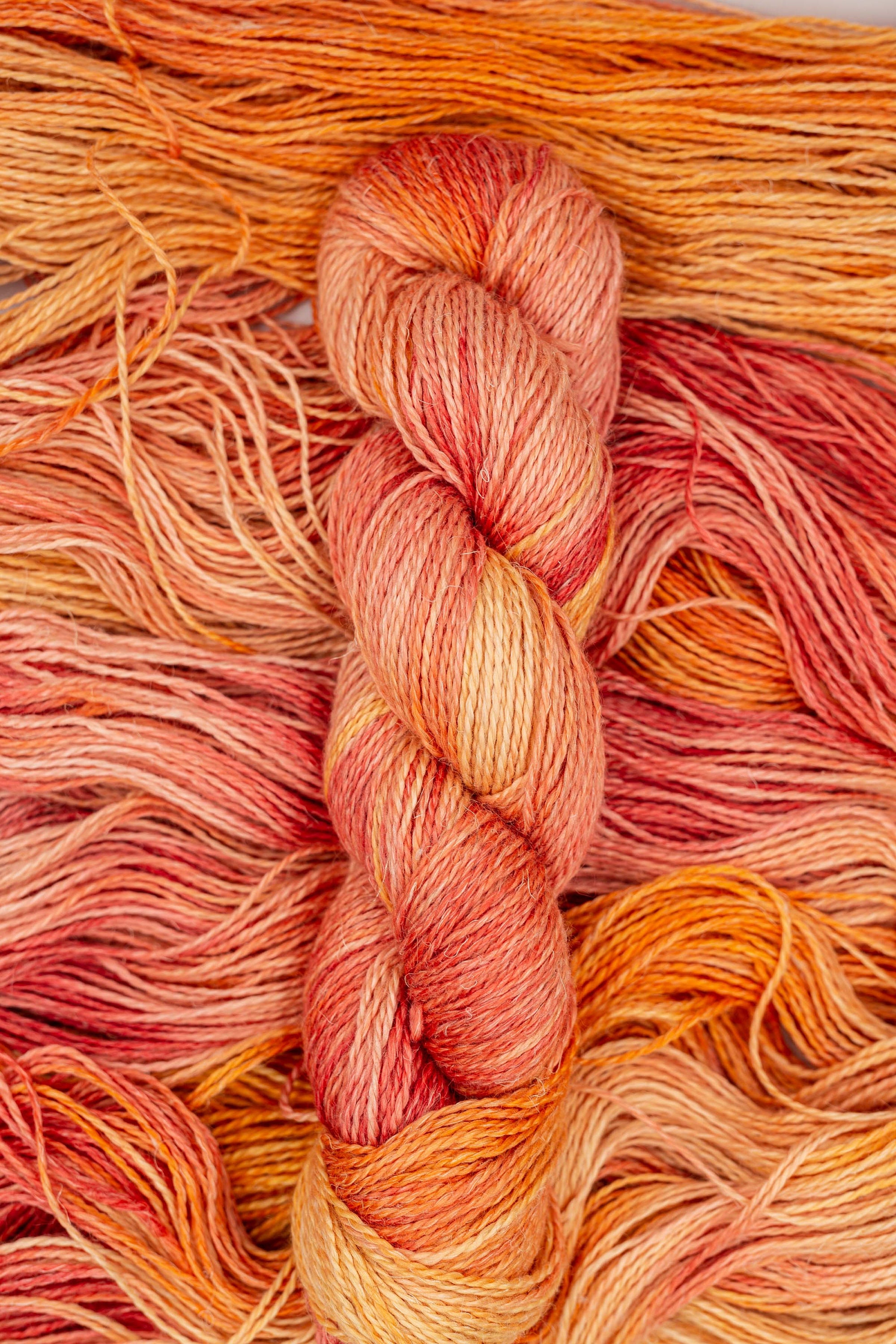 Laine à Crocheter / Faire Des Tapis - Teinte à La Main - 2 Lbs (environ 900g) - Occasion