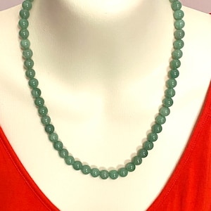 Vintage Handmade Green Jade/ Jadeite Beaded Necklace