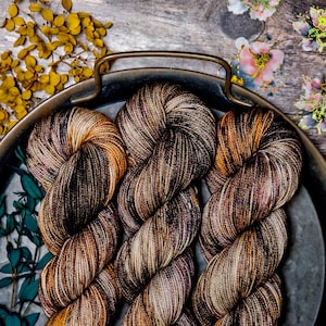 BADLANDS - Hand Dyed Merino Yarn 100g.