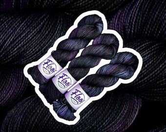 AMETHYST NOIR - Hand Dyed Merino Yarn 100g.