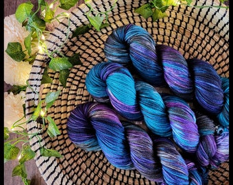 LUCKY STRIKE 9 - Hand Dyed Merino Yarn 100g.