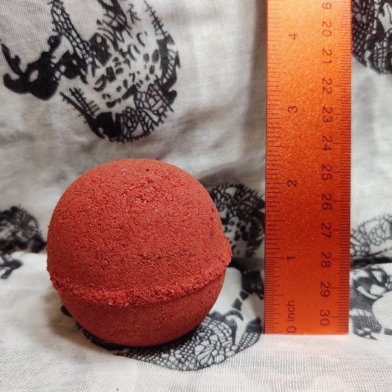 NO MESS bath bomb Vampire's Blood bath bomb 4.5oz | Etsy