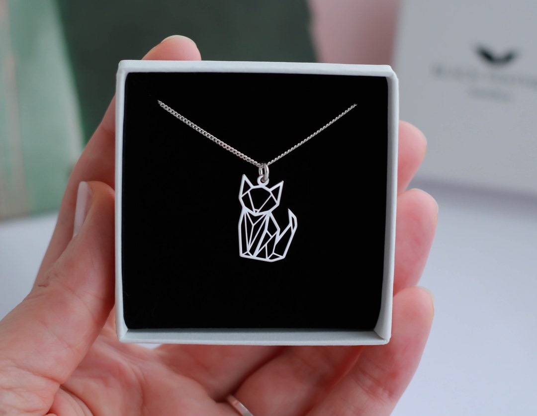 Collana con pendente a forma di gatto in argento sterling 925