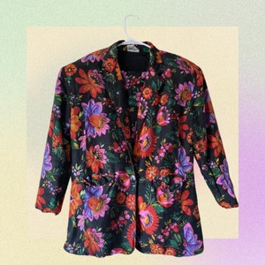 Vintage Taarika Floral Pattern Suit Jacket and Skirt