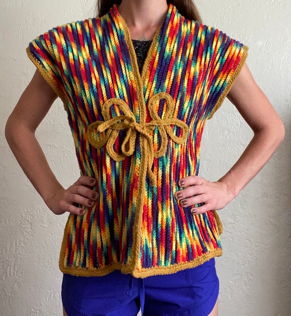 1970s Vintage Hand Knit Rainbow Vest - image 2