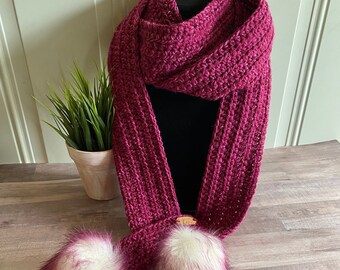 woolen stole with pom pom