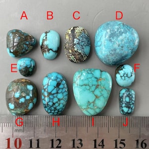 Cabochão de Turquesa Hubei Azul Natural da Montanha Nuvem, Formato Livre/Gema Chinesa/Turquesa Hubei Y745
