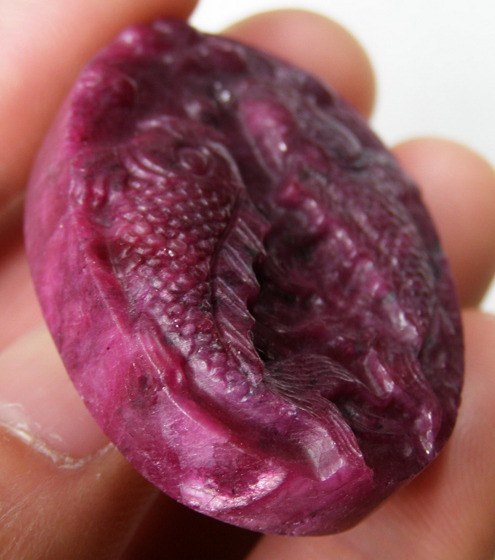 置物 Ruby Natural Ruby in Zoisite Two Fishes Carving Pendant/carved